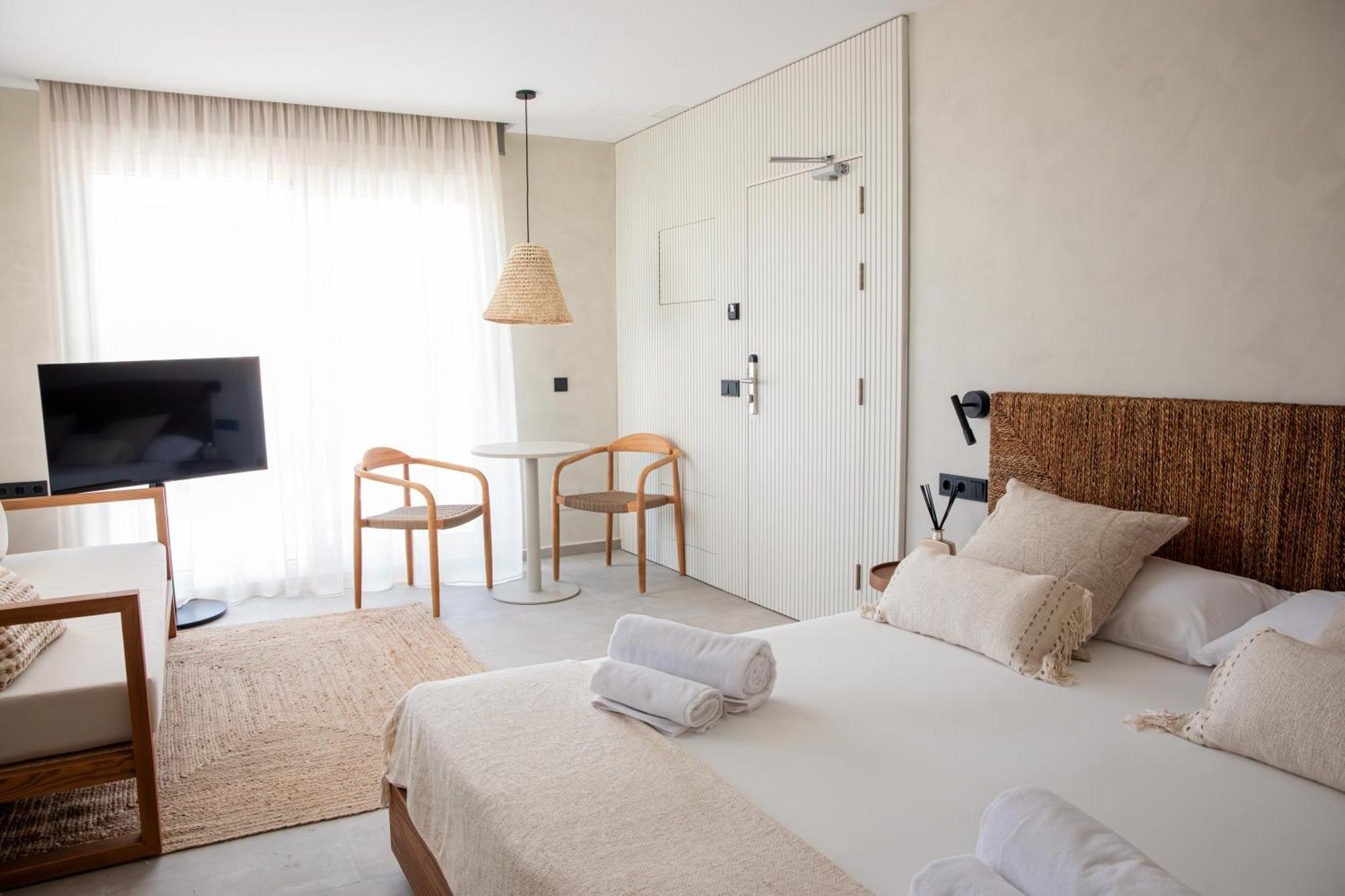 Apartamentos Top Secret Prestige Es Pujols - Formentera Vacaciones 외부 사진
